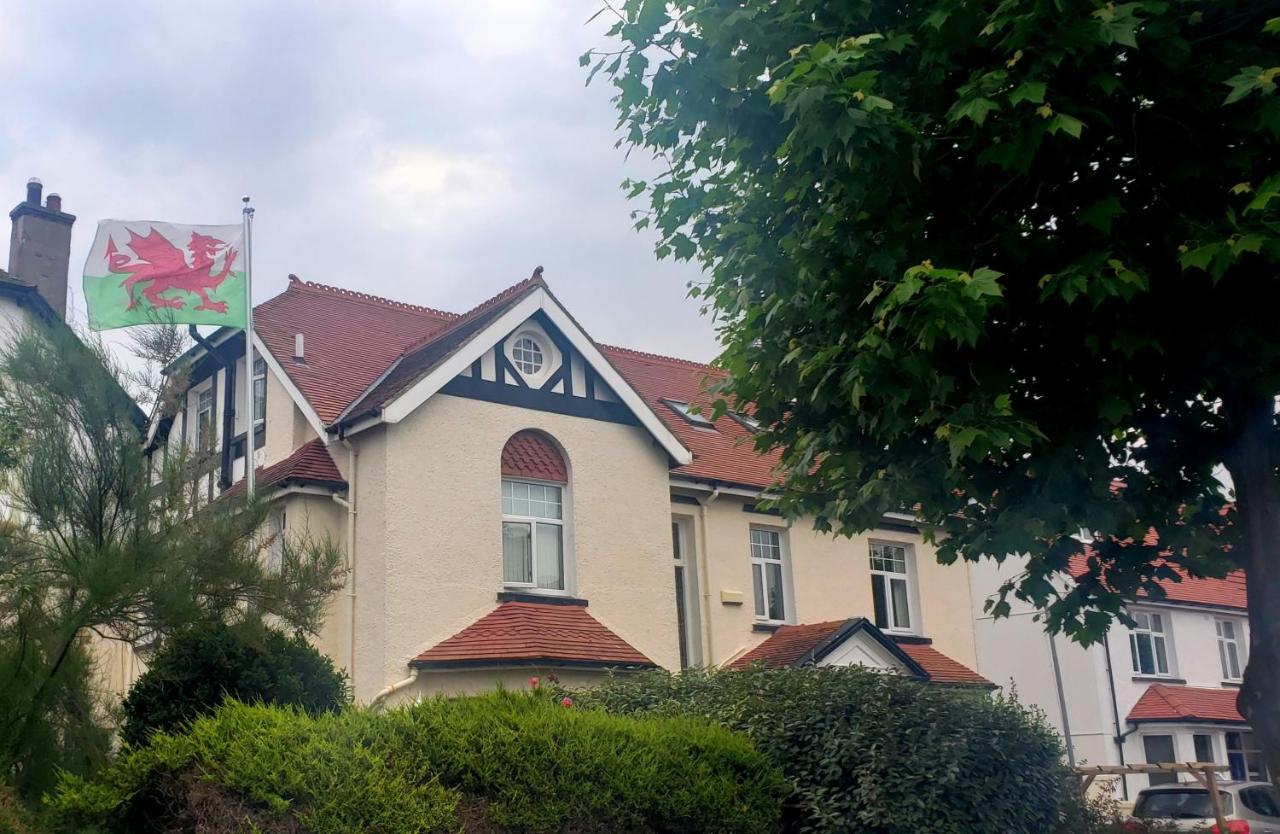 Cleave Court Guest House Llandudno Eksteriør billede